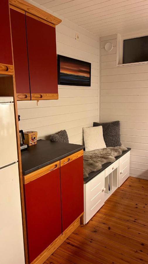 Cozy Little House In Apartment